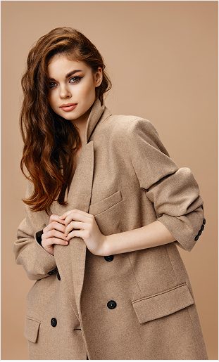 Essential Zip Hoodie